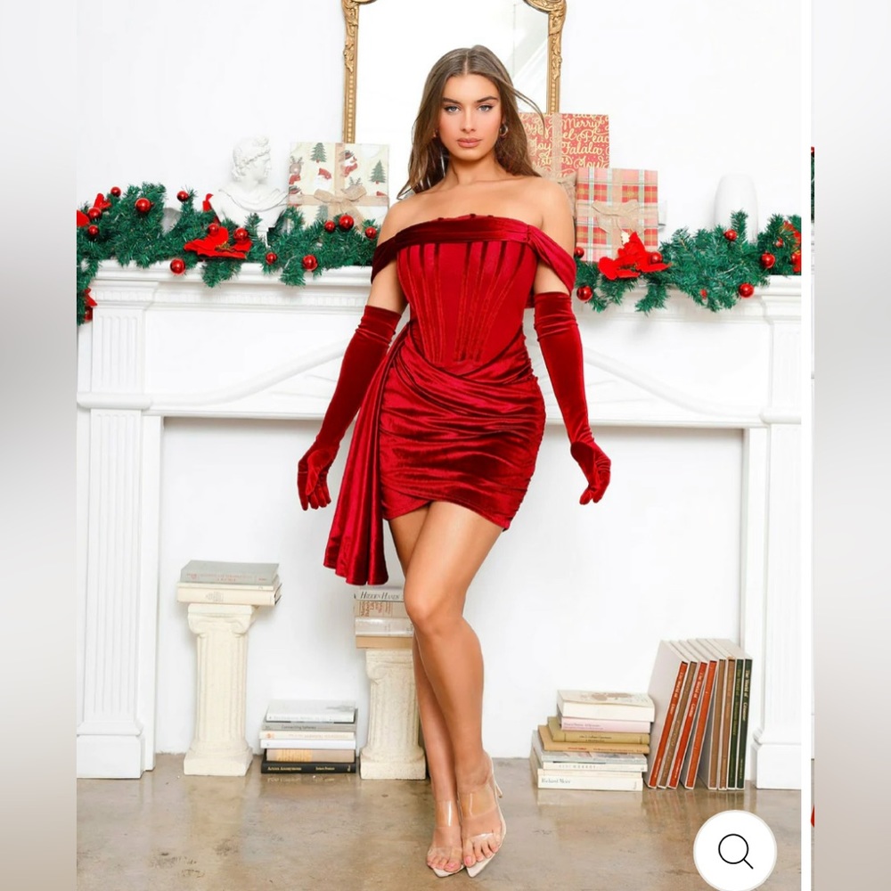 Off Shoulder Velvet Red Dress - XS- Dress from Toxic Envy Boutique